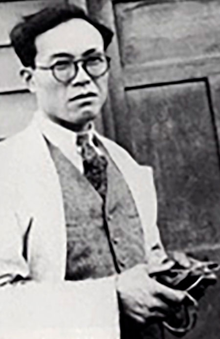 Соітіро Хонда працює