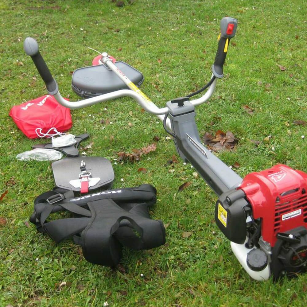 бензокоса Honda UMK 450 XEET